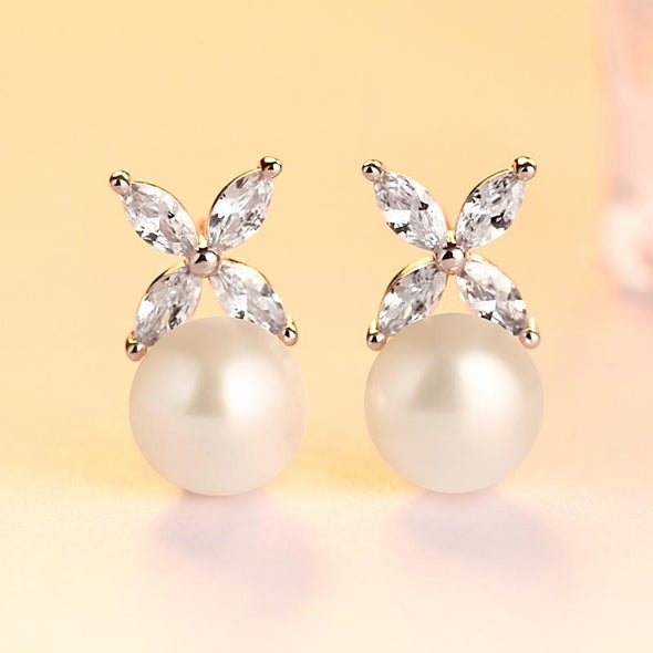 Four Leaves Clover With Pearl Stud Earrings
